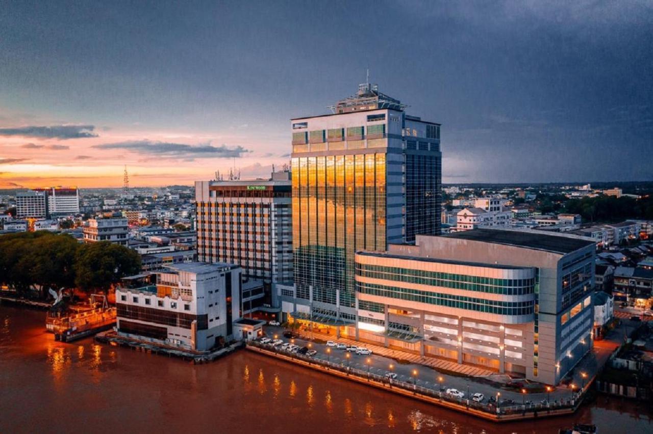 โรงแรมคิงวูด ซิบู ซีบู ภายนอก รูปภาพ
